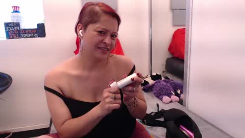 Snapshot of evatwiss chatting on July 2026 02:26:02 PM Eva Twiss online show from July 2026 02:26:02 PM
