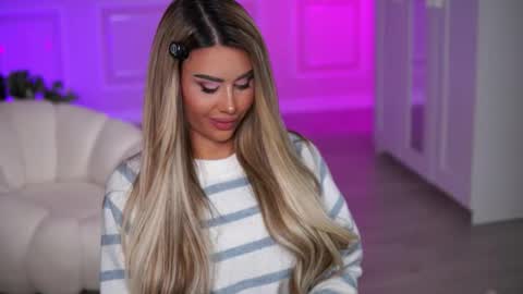 Eva online show from October 2025 08:35:01 PM