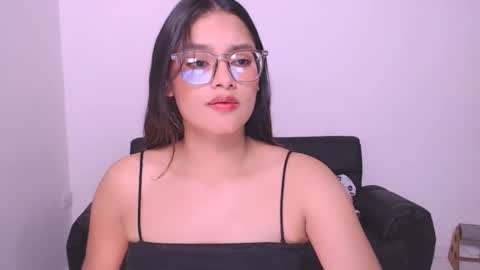 Snapshot of eve_rox18 chatting on December 2024 08:11:02 AM Eve Rox18 online show from December 2024 08:11:02 AM