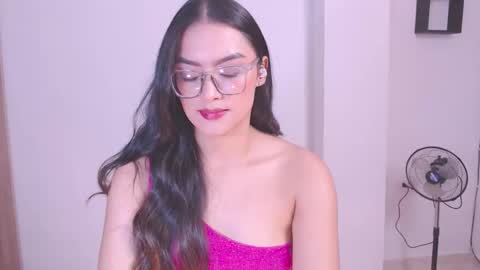 Snapshot of eve_rox18 chatting on November 2025 02:10:01 AM Eve Rox18 online show from November 2025 02:10:01 AM