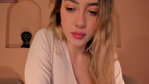 Eve  online show from April 2026 08:23:01 PM