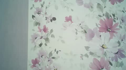 Evelina online show from April 2026 04:01:01 PM