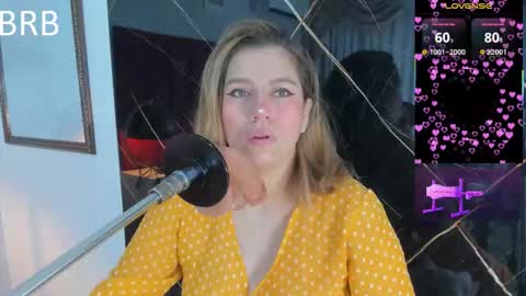 EVELIN online show from January 2026 12:08:02 PM