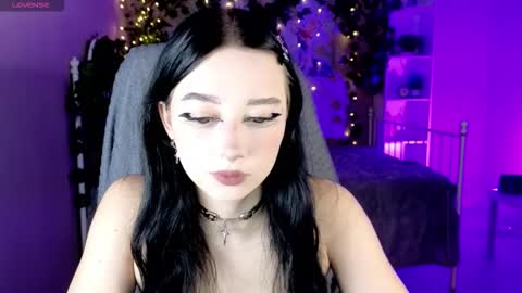 Evelina online show from February 2026 10:26:02 AM