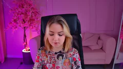 Evelina online show from June 2026 09:00:01 AM