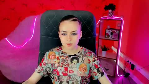Evelina online show from June 2026 09:15:02 AM
