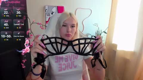 Evelina online show from July 2026 01:15:02 AM
