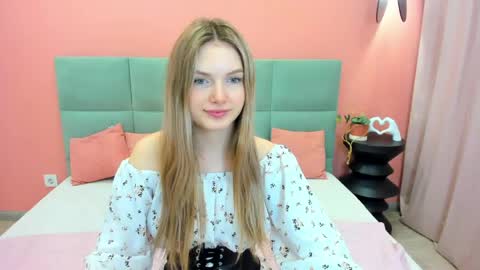 Eveline online show from May 2026 08:31:01 AM