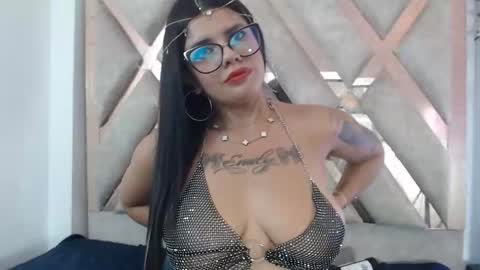 evelingjoyy online show from February 2026 03:15:02 PM