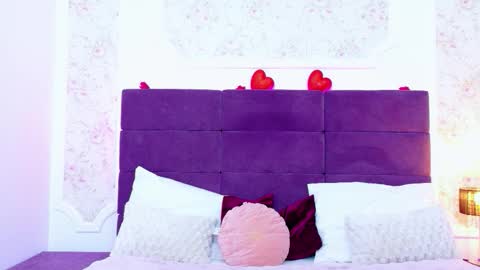 EvelinHill online show from March 2026 05:02:02 AM