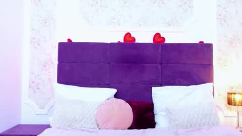 EvelinHill online show from March 2026 05:02:01 AM