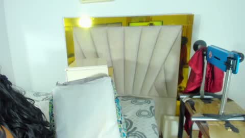 DAYANITA online show from January 2025 07:07:02 PM