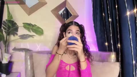 Snapshot of evelyn__rose1 chatting on May 2026 03:01:01 AM evelyn__rose1 online show from May 2026 03:01:01 AM