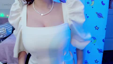 Snapshot of evelyn_harper_x chatting on January 2025 04:27:01 AM Eve online show from January 2025 04:27:01 AM