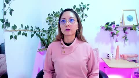 evelyn_miller___ online show from April 2026 03:23:01 PM