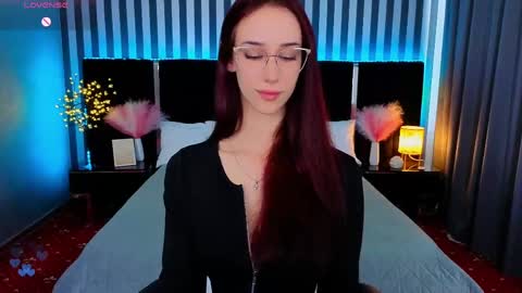 Snapshot of evelyn_rush1 chatting on May 2026 02:32:02 PM evelyn rush1 online show from May 2026 02:32:02 PM