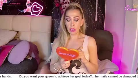 Snapshot of evelynagrey chatting on May 2026 08:09:01 AM EvelynaGrey online show from May 2026 08:09:01 AM