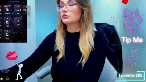 evelyne_rose online show from September 2025 05:09:02 AM