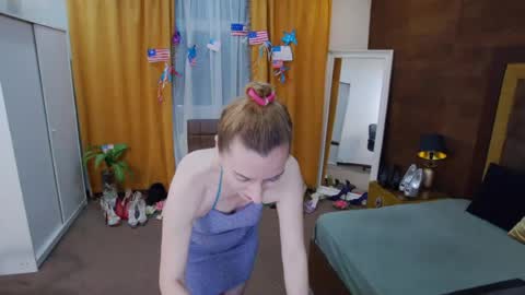 Snapshot of evelynreagan chatting on July 2026 06:11:01 AM evelynreagan online show from July 2026 06:11:01 AM