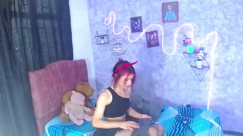 everlin__hot_ online show from January 2026 07:11:01 PM