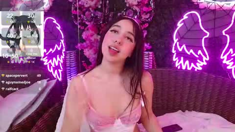 everly_grace online show from October 2025 09:10:02 PM