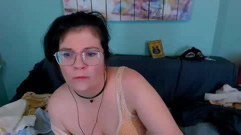 Everly online show from March 2026 05:30:01 PM