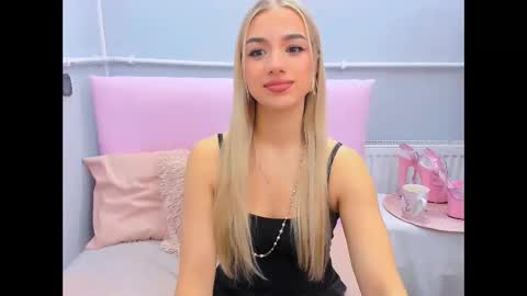 Eve online show from November 2025 05:12:01 PM