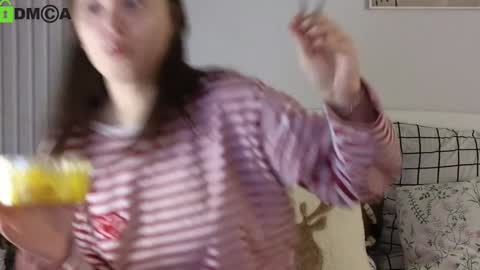 evi_woow online show from January 2025 07:07:02 PM