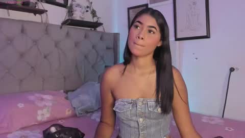 Snapshot of evieh1_ chatting on September 2025 03:21:01 AM Ivi Alejandra online show from September 2025 03:21:01 AM