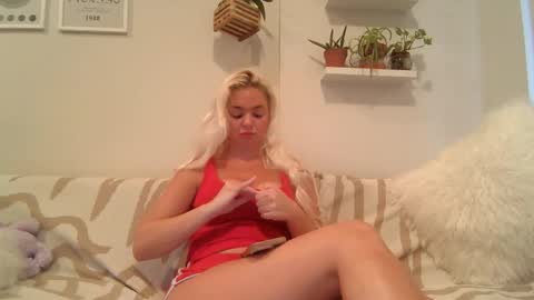 Badblondebunny online show from April 2026 11:24:02 PM