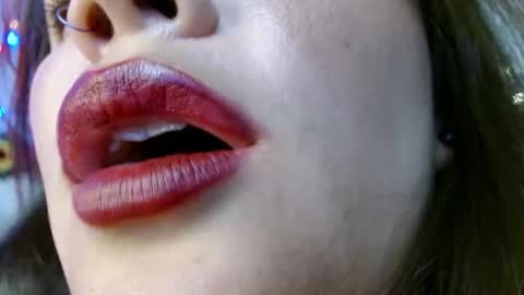 Evoleth online show from December 2024 05:31:02 AM