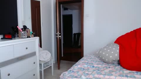 ONLYFANS  There are legends that in this room all your wishes can come true  Private is Open online show from February 2026 05:28:02 AM