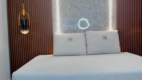 evony_beckerr online show from December 2025 10:35:01 AM