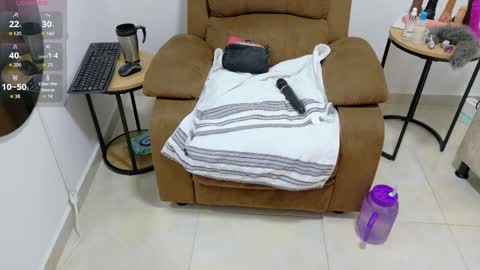 Snapshot of evvaa_moon chatting on June 2026 12:49:01 PM evvaa_moon online show from June 2026 12:49:01 PM