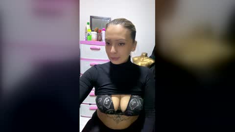 evyei online show from January 2026 11:19:01 PM