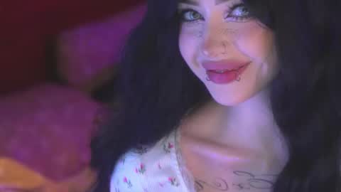 Snapshot of ex_angel chatting on January 2026 09:17:01 PM Alyson online show from January 2026 09:17:01 PM