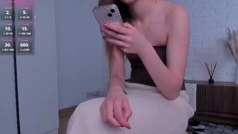 Snapshot of excellent_vibe chatting on June 2026 09:57:02 PM Ann online show from June 2026 09:57:02 PM