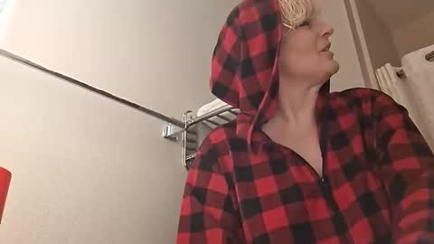 Snapshot of excitmama chatting on March 2026 10:54:02 AM excitmama online show from March 2026 10:54:02 AM