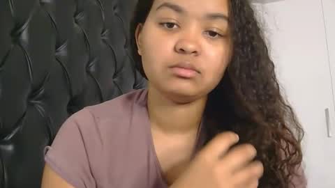 courtney online show from November 2025 05:53:01 PM