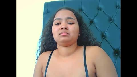 Snapshot of exclusivecourtney chatting on May 2026 08:32:01 AM courtney online show from May 2026 08:32:01 AM
