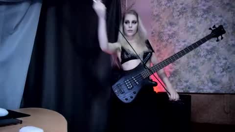 my real name is Irene but Exo is oke too  online show from September 2025 09:36:02 PM