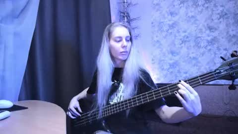 my real name is Irene but Exo is oke too  online show from September 2025 01:49:02 AM