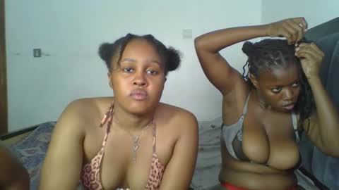 Snapshot of exotic_cutiee chatting on May 2026 01:43:02 AM exotic_cutiee online show from May 2026 01:43:02 AM