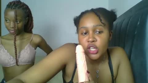 Snapshot of exotic_cutiee chatting on May 2026 11:04:01 AM exotic_cutiee online show from May 2026 11:04:01 AM