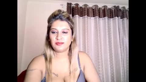 exoticindian37 online show from September 2025 04:51:02 PM
