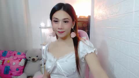 exotictssavie online show from December 2024 06:28:01 PM