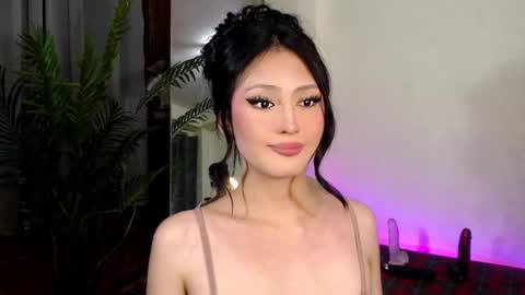 Snapshot of expensive_candyx chatting on December 2024 04:09:02 PM Candy online show from December 2024 04:09:02 PM