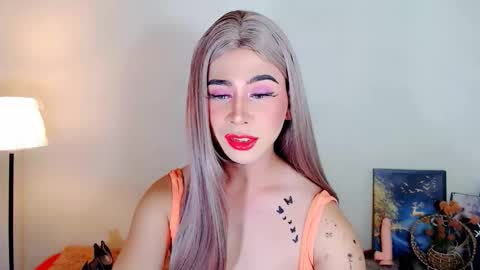 expensive_elise online show from February 2026 11:00:02 AM