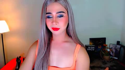 expensive_elise online show from March 2026 04:13:01 PM
