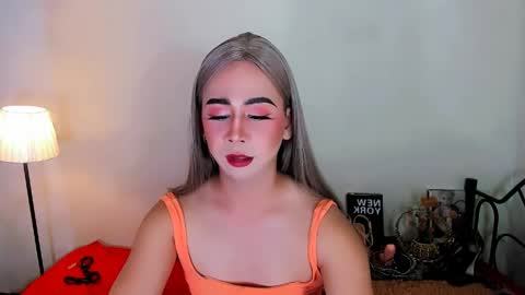 expensive_elise online show from March 2026 02:16:01 PM